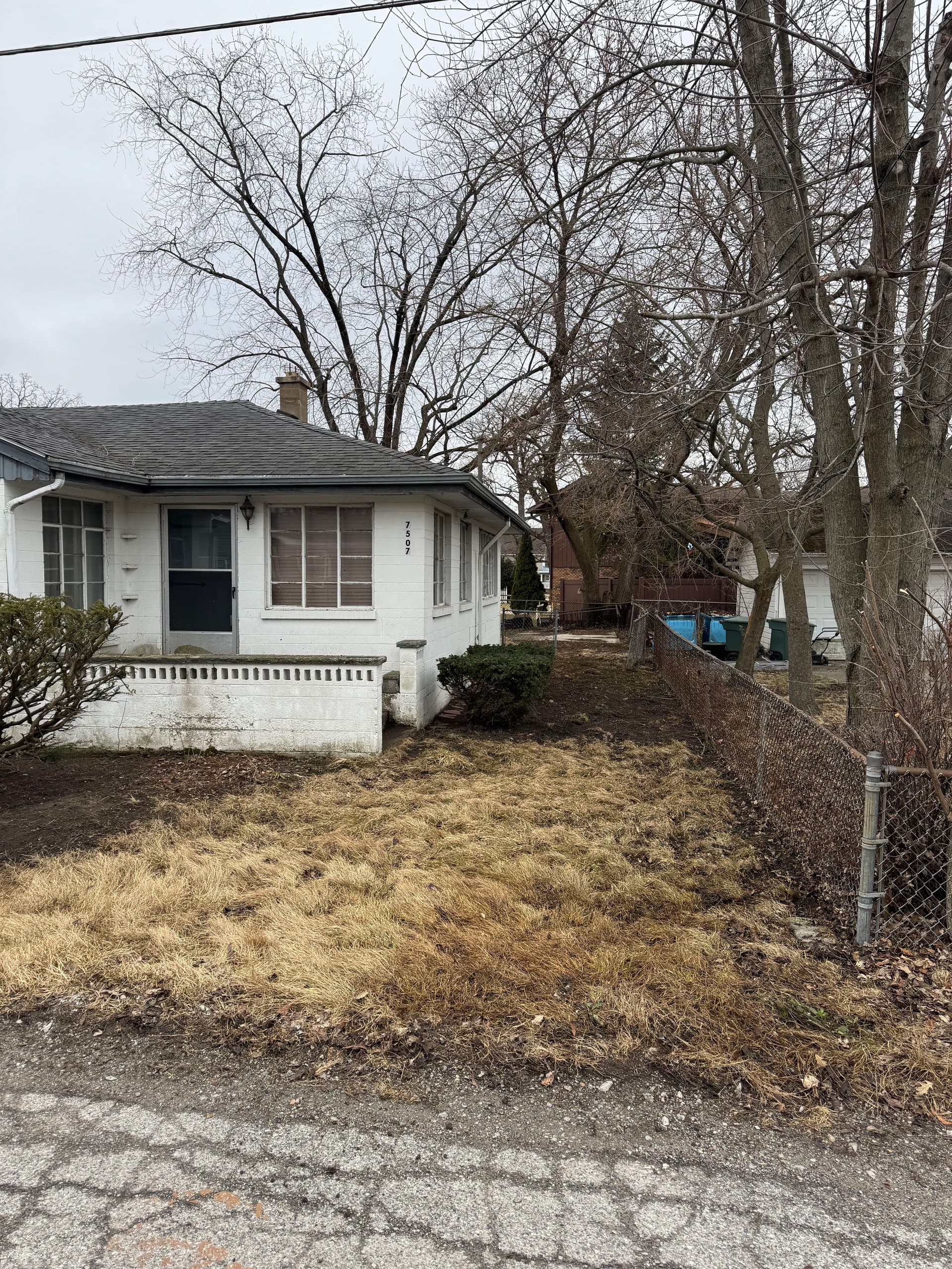 Gallery photos for Yard Cleanup at Cedar Lake: Image #5