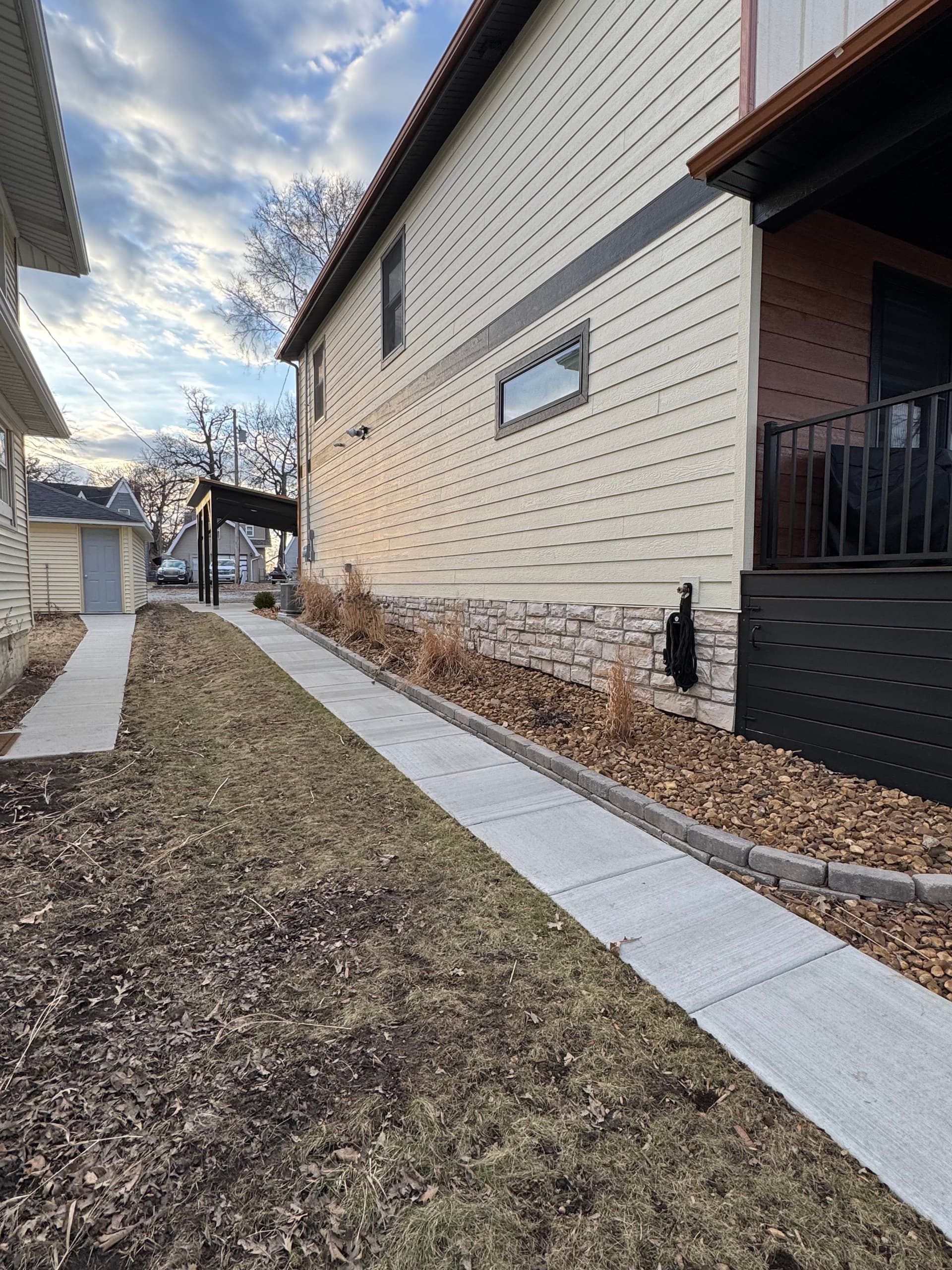 Gallery photos for Cedar Lake Home Gets a Landscape Makeover: Image #8